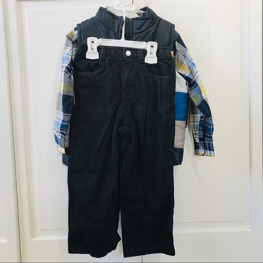2/$50 BOYS ROCK 3 Piece Set Size 4T - Picture 8 of 8